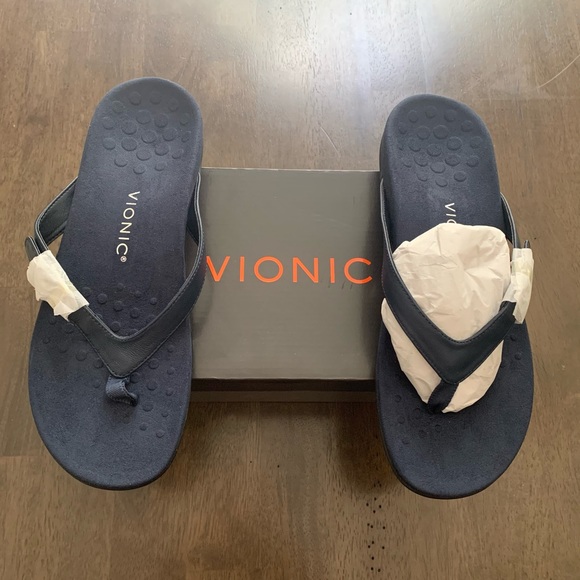 kelby toe post sandal vionic